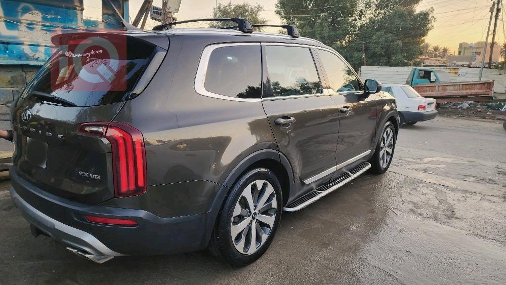 كيا تيلوريد